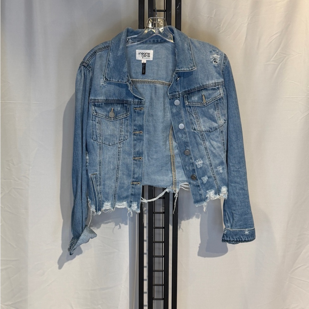 Trendy Cropped Denim Jacket
